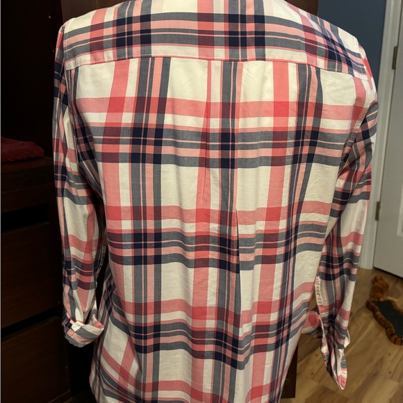 NWOT Lands End Plaid Button Up Shirt never worn ladies size 10 - Picture 3 of 4